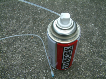 エバポレータークリーナーにノズルをセットする