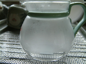 ティーポットを温める