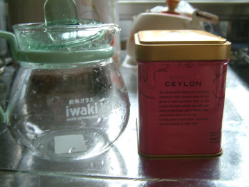 ストレートティーを淹れる時に使うもの